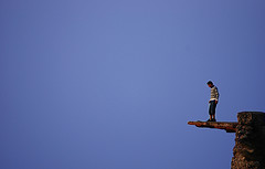 Los problemas de los j&oacute;venes y nuestra obligaci&oacute;n frente a ellos (Parte I)